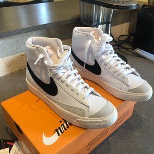 COPY - Nike Blazer 77 W  White Black and Sail